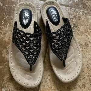 Cliffs by White Mountain Sandals size 8